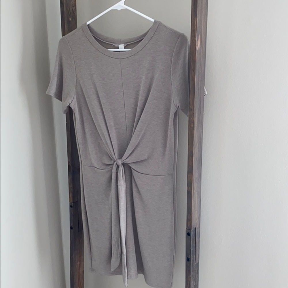 Small Womens Tan Dress